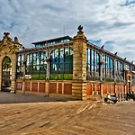 Calme Centre A 80m Des Halles Lejlighed Narbonne
